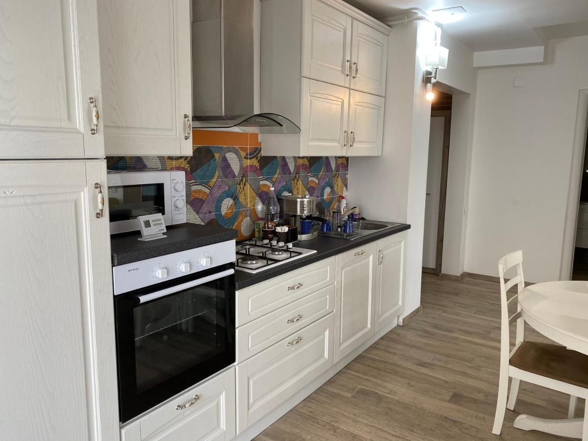 Sunny Deluxe Apartment Cosmopolis Stefanestii de Jos Экстерьер фото